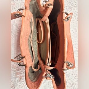 Micheal kors pink purse with crossbody strap